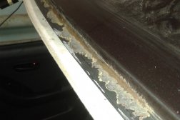 Кузов Hyundai Elantra проржавел