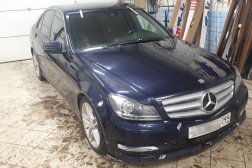 Установка стекла на Mercedes 240