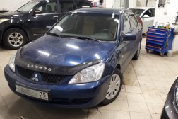 Установили лобовое на Mitsubishi Lancer 9