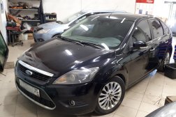 Стекло на Ford Focus 2 хетчбек