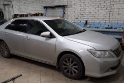 Замена лобового стекла на Тойоте Камри