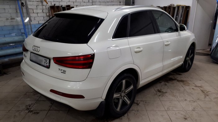 Сделали тонировку задней полусферы Audi Q3