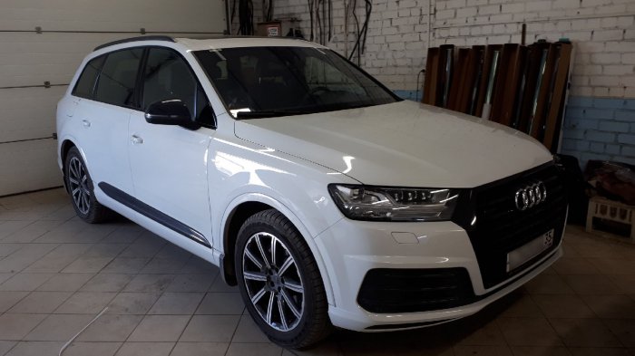 Установка стекла на Audi Q7