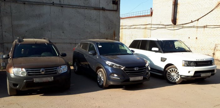 лобовые стекла на Renault Duster, Hyundai Tucson, Range Rover