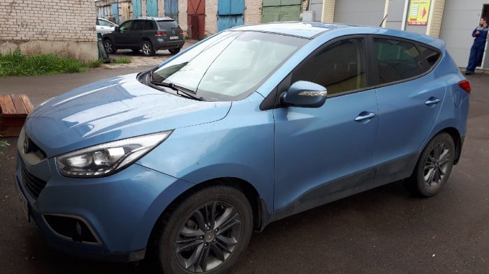 Лобовое стекло на Hyundai ix35