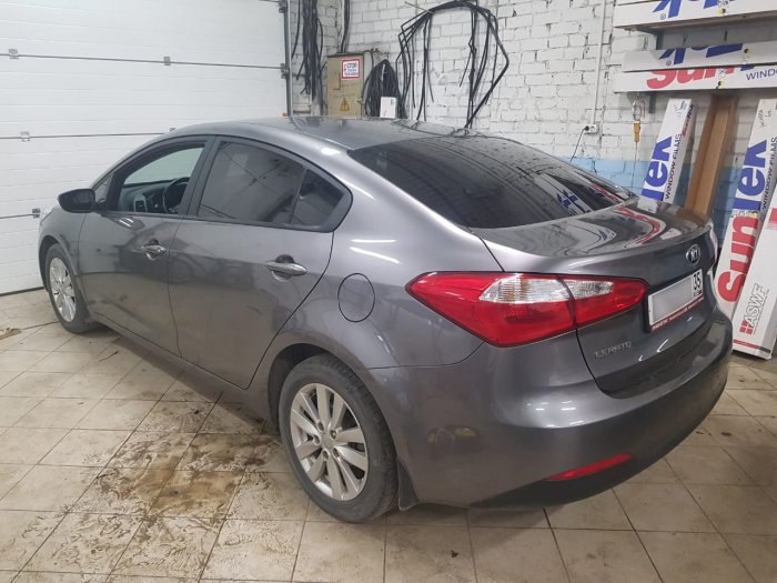 Сделали тонировку Kia Cerato