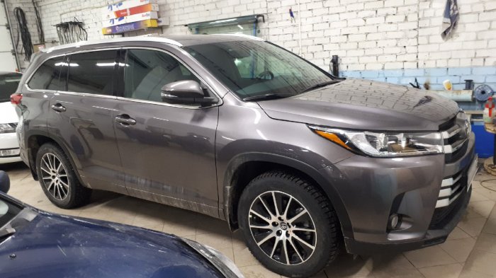 Тонировка Toyota Highlander