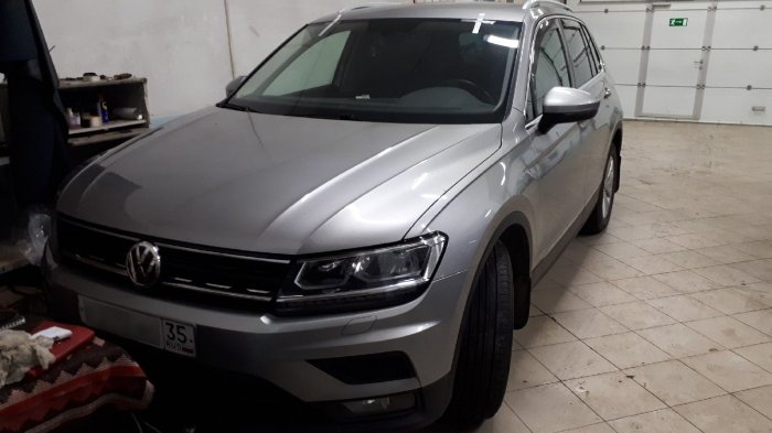 Лобовое стекло Volkswagen Tiguan 2-го поколения