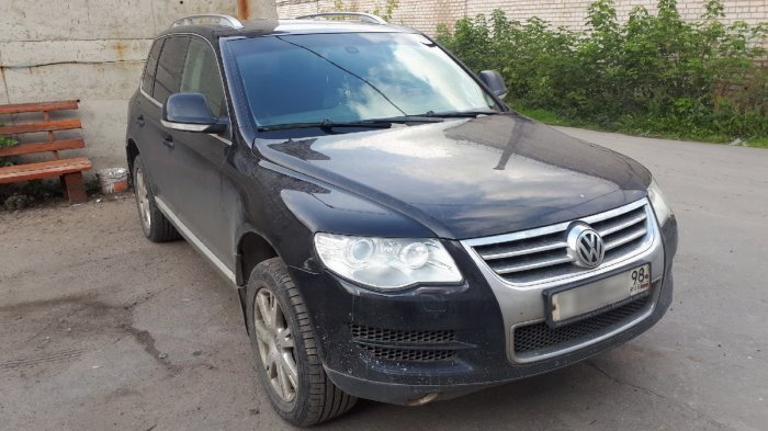 Лобовые стекла на Volkswagen Touareg - продажа и установка