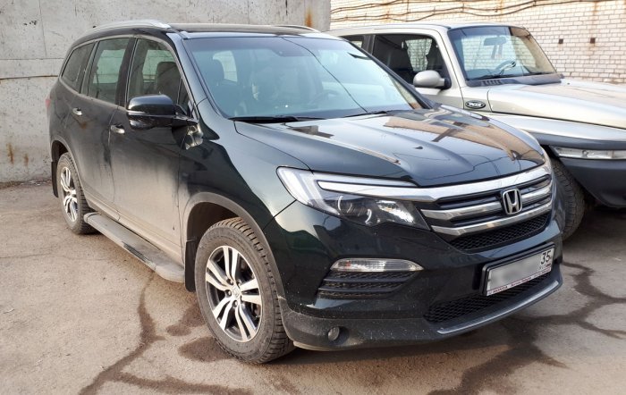 Установка стекла на Honda Pilot