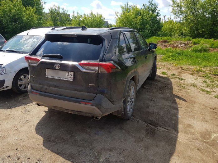 Toyota Rav4, замена заднего стекла